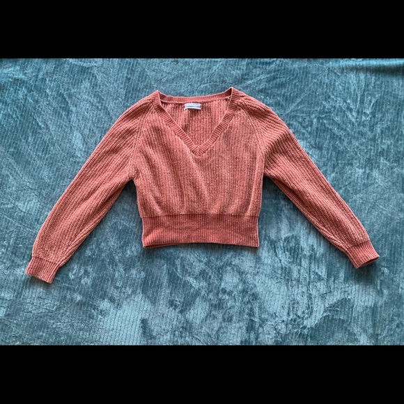 [SOLD] Knit dusty rose/salmon crop sweater - Picture 2 of 7